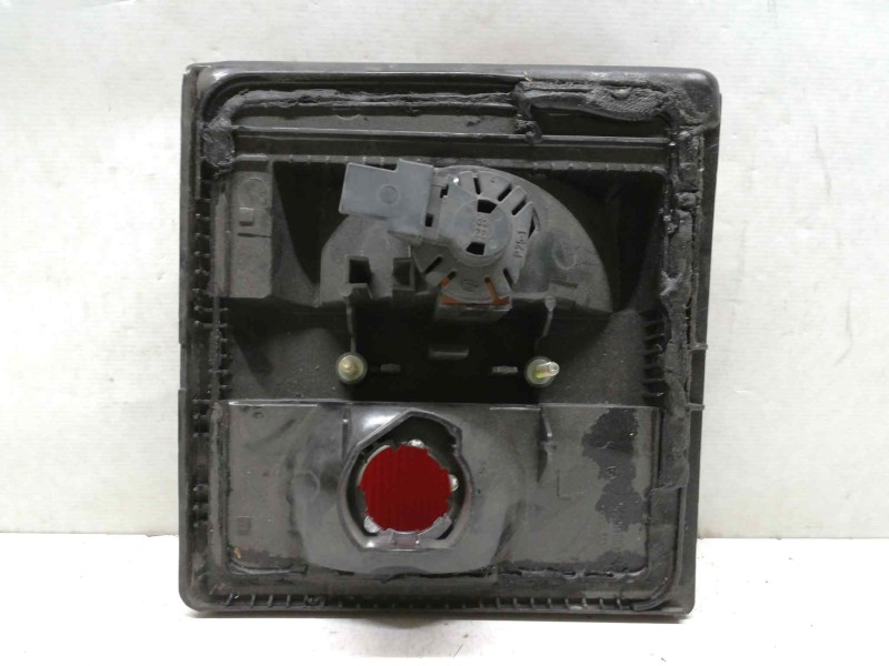 Recambio de piloto trasero derecho para audi 100 berlina (443) referencia OEM IAM   INTERIOR