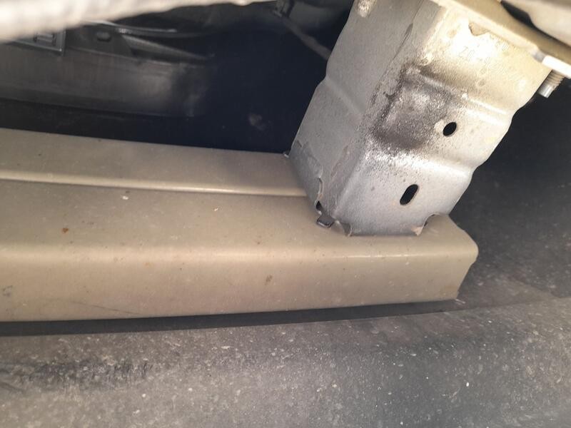 Recambio de refuerzo paragolpes trasero para nissan micra v (k14) 1.0 referencia OEM IAM 850305FA0A  