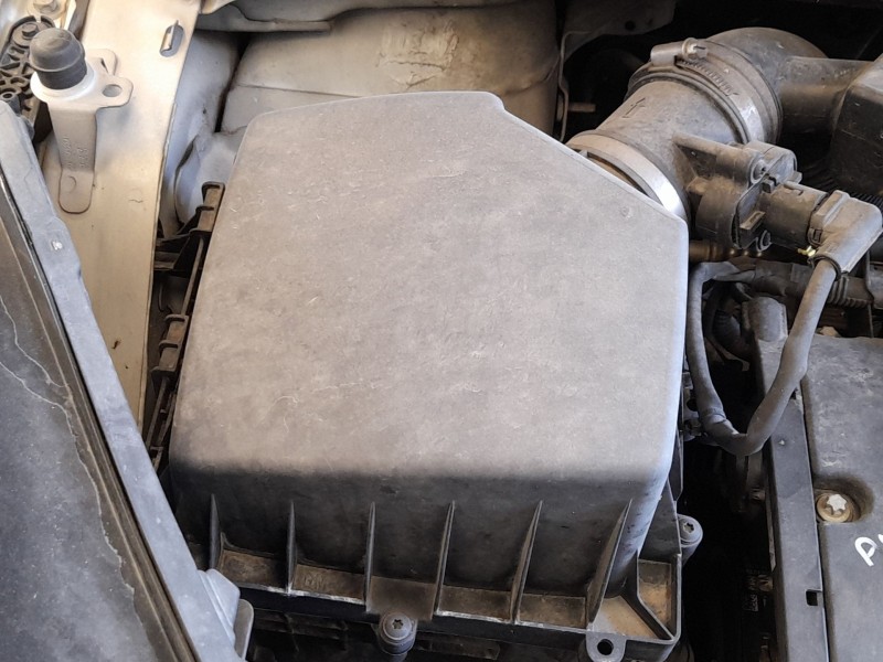 Recambio de carcasa filtro aire para opel corsa e (x15) 1.4 (08, 68) referencia OEM IAM 39032999  
