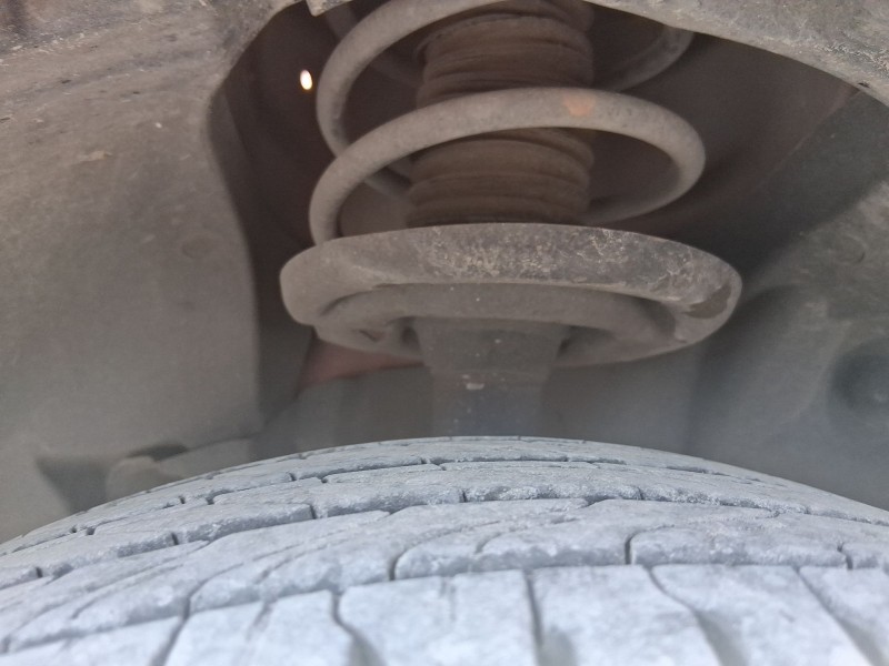 Recambio de amortiguador delantero izquierdo para renault clio iv (bh_) 0.9 tce 90 referencia OEM IAM 543025760R  
