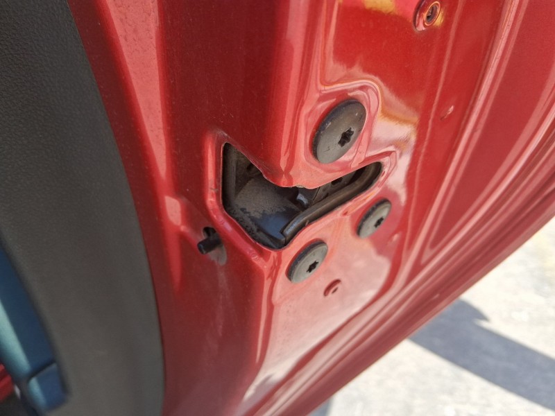Recambio de cerradura puerta trasera derecha para renault clio iv (bh_) 0.9 tce 90 referencia OEM IAM 825000767R  