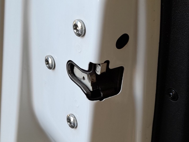 Recambio de cerradura puerta delantera izquierda para opel corsa e (x15) 1.4 (08, 68) referencia OEM IAM 13431841  