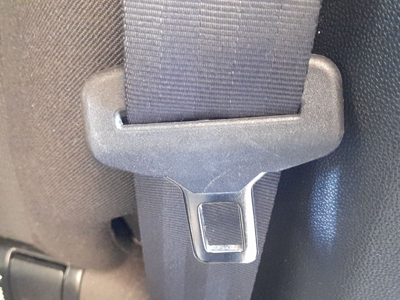 Recambio de cinturon seguridad trasero izquierdo para opel corsa e (x15) 1.4 (08, 68) referencia OEM IAM 13427752  