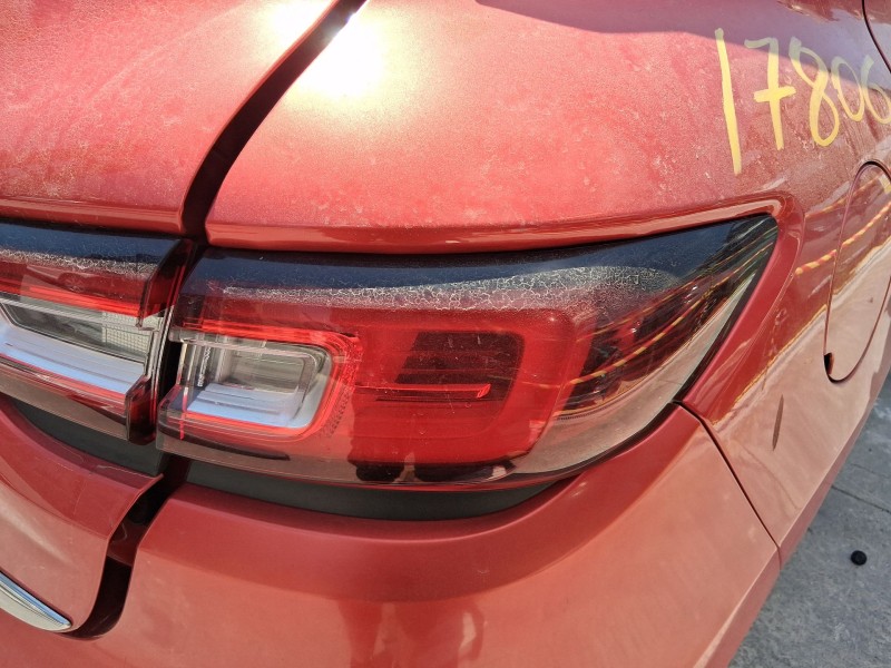 Recambio de piloto trasero derecho exterior para renault clio iv (bh_) 0.9 tce 90 referencia OEM IAM 265502631R  