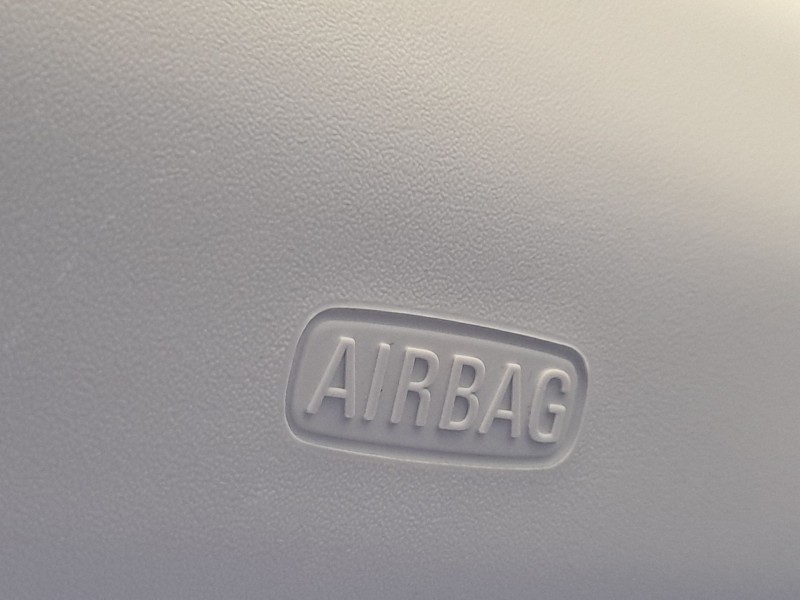 Recambio de airbag cortina delantero izquierdo para opel corsa e (x15) 1.4 (08, 68) referencia OEM IAM 39045977  