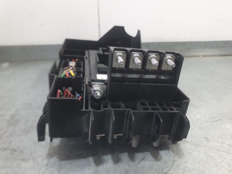 Recambio de caja reles / fusibles para mg hs (as23) 1.5 ehs hybrid (csa6463) referencia OEM IAM 10988007  