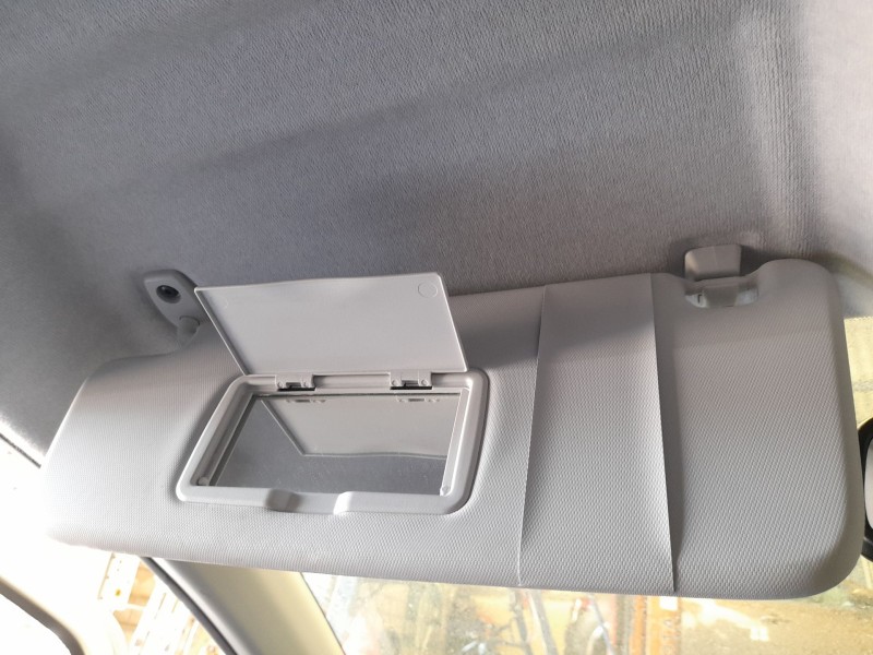 Recambio de parasol izquierdo para opel corsa e (x15) 1.4 (08, 68) referencia OEM IAM 39179421  