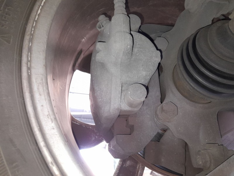 Recambio de pinza freno delantera derecha para opel corsa e (x15) 1.4 (08, 68) referencia OEM IAM 95522665 95517021 