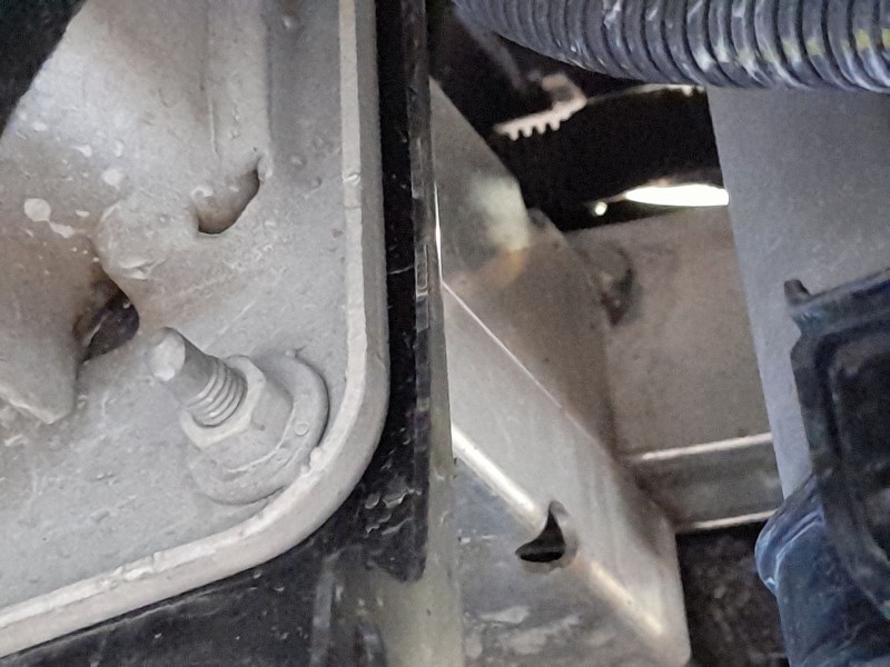 Recambio de refuerzo paragolpes delantero para opel corsa e (x15) 1.4 (08, 68) referencia OEM IAM 13426328  