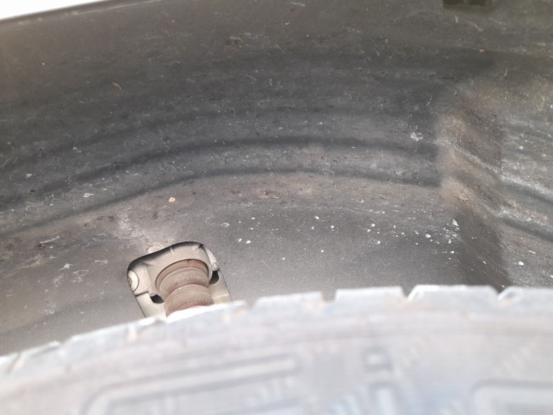 Recambio de plastico pase rueda tras. izq. para opel corsa e (x15) 1.4 (08, 68) referencia OEM IAM 13187362  