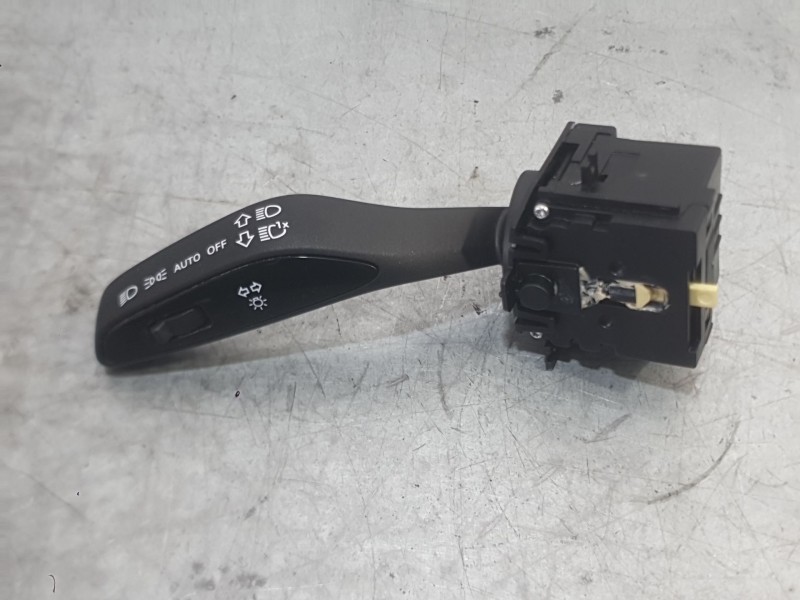 Recambio de mando intermitentes para mg hs (as23) 1.5 ehs hybrid (csa6463) referencia OEM IAM 10990214  10990145