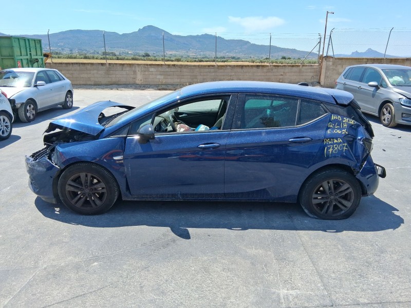opel astra k (b16) del año 2020