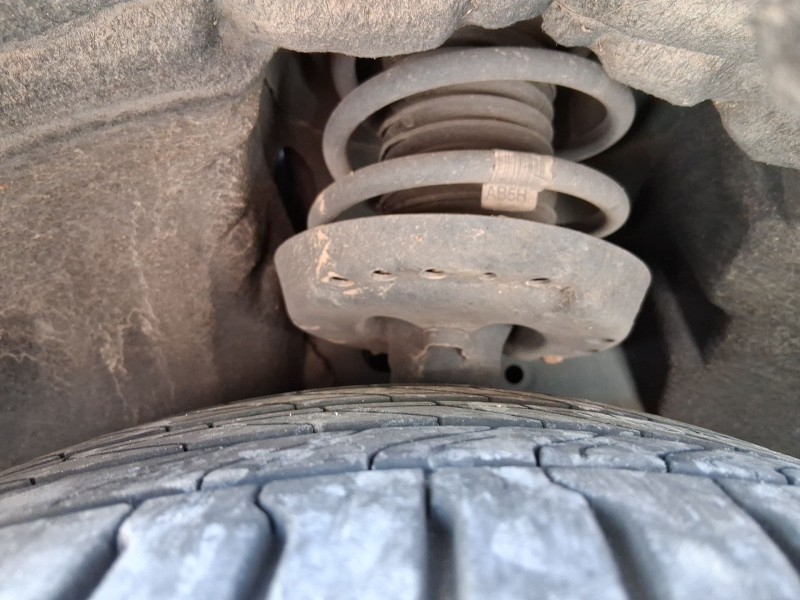 Recambio de amortiguador delantero izquierdo para opel astra k (b16) 1.2 turbo (68) referencia OEM IAM 13453353  