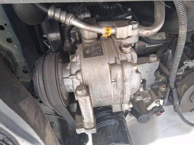 Recambio de compresor aire acondicionado para opel astra k (b16) 1.2 turbo (68) referencia OEM IAM 39222054 95530292 