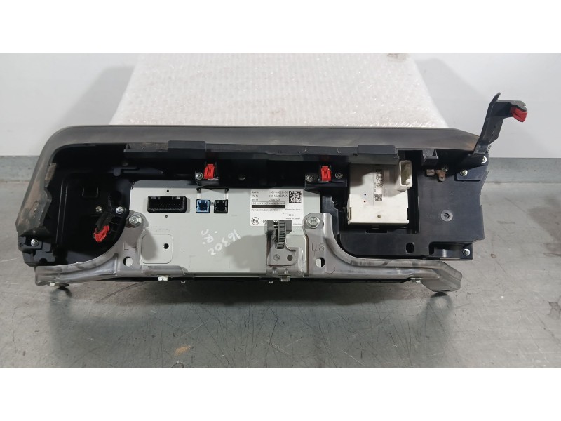 Recambio de sistema navegacion gps para lexus es 300h referencia OEM IAM 8611133180  