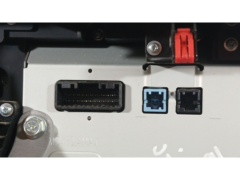 Recambio de sistema navegacion gps para lexus es 300h referencia OEM IAM 8611133180  