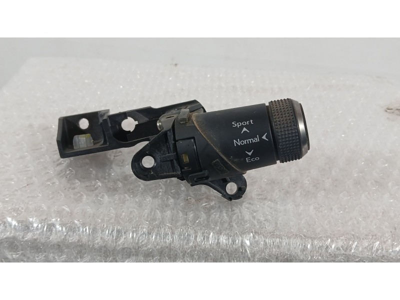 Recambio de mando multifuncion para lexus es 300h referencia OEM IAM 8497033060  