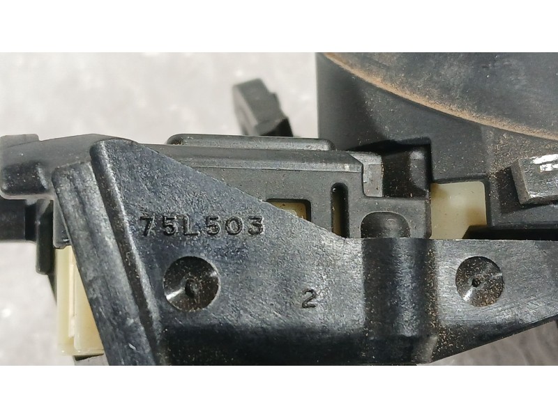 Recambio de mando multifuncion para lexus es 300h referencia OEM IAM 8497033060  