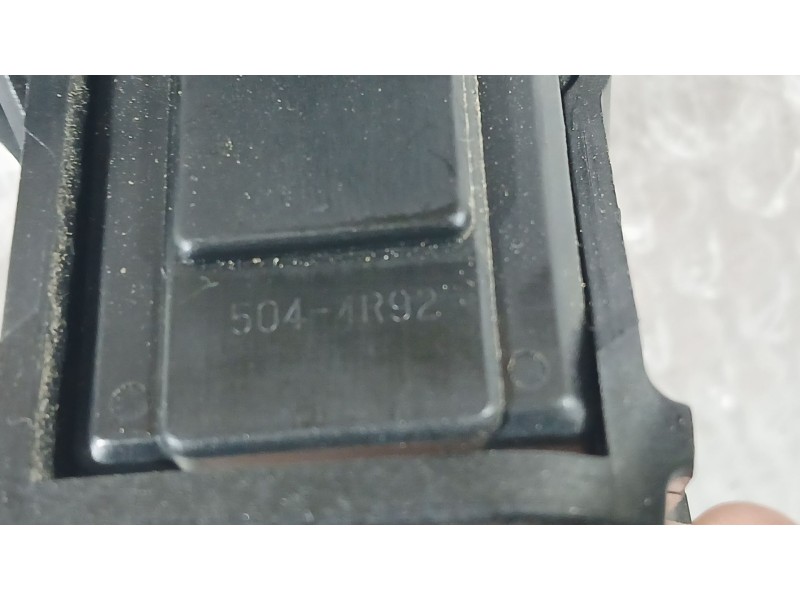 Recambio de mando multifuncion para lexus es 300h referencia OEM IAM 8497033060  