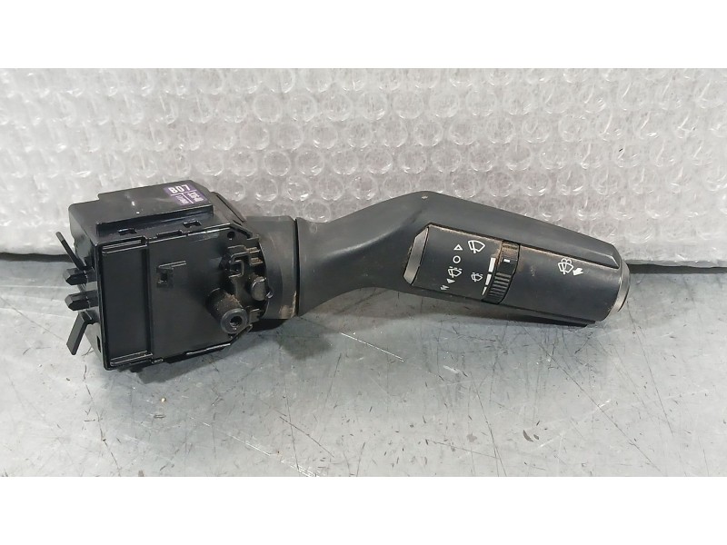 Recambio de mando limpia para lexus es 300h referencia OEM IAM   