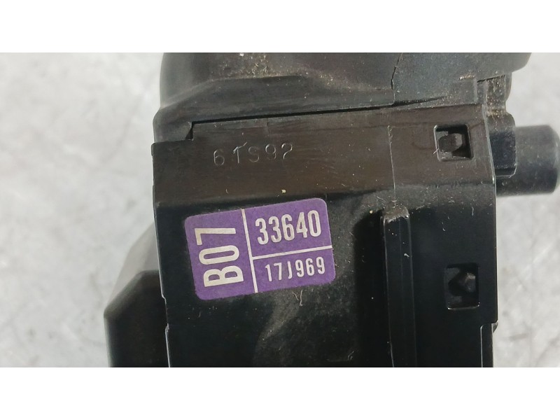 Recambio de mando limpia para lexus es 300h referencia OEM IAM   