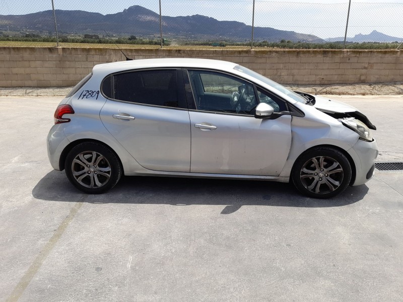 peugeot 208 i (ca_, cc_) del año 2015