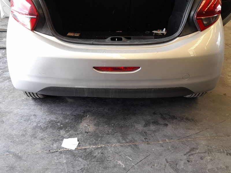 Recambio de paragolpes trasero para peugeot 208 i (ca_, cc_) 1.6 bluehdi 100 referencia OEM IAM 1607254580  