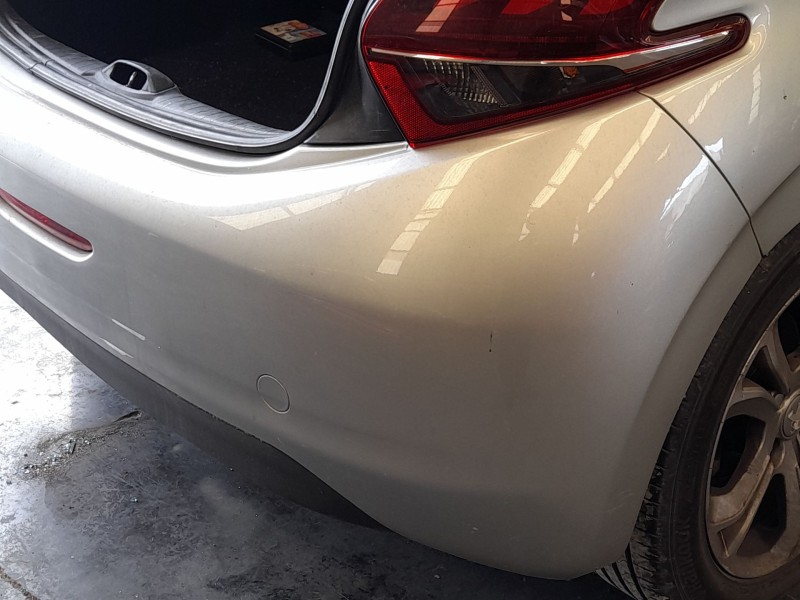 Recambio de paragolpes trasero para peugeot 208 i (ca_, cc_) 1.6 bluehdi 100 referencia OEM IAM 1607254580  