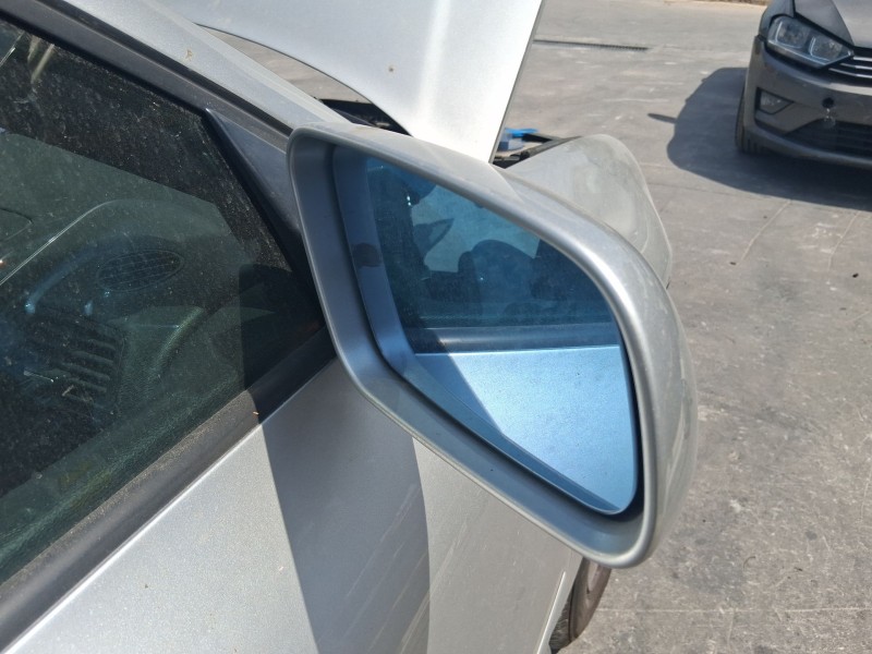 Recambio de retrovisor derecho para audi a3 (8l1) 1.9 tdi referencia OEM IAM 8D0858524FKZ  
