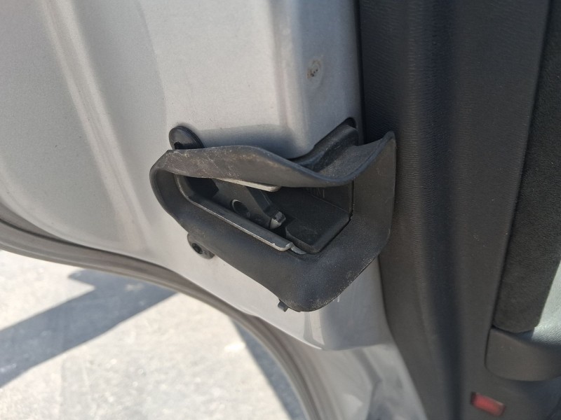 Recambio de cerradura puerta trasera izquierda para audi a3 (8l1) 1.9 tdi referencia OEM IAM 8D0839015A  
