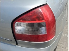 PILOTO TRASERO DERECHO 8L0945096A 