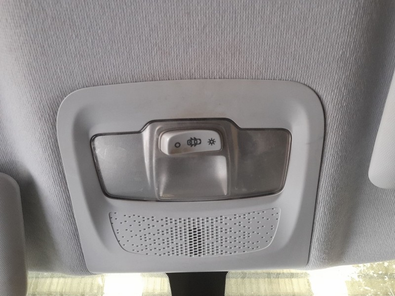 Recambio de luz interior para peugeot 208 i (ca_, cc_) 1.6 bluehdi 100 referencia OEM IAM 96754056PR  
