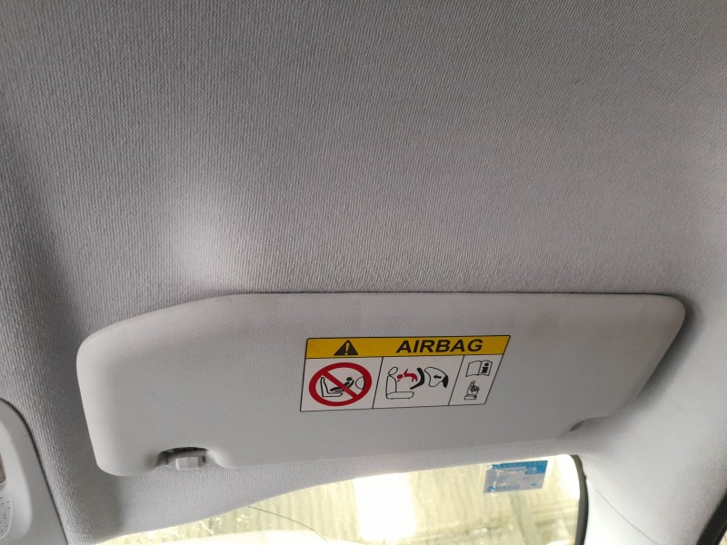 Recambio de parasol derecho para peugeot 208 i (ca_, cc_) 1.6 bluehdi 100 referencia OEM IAM 16079196PR  