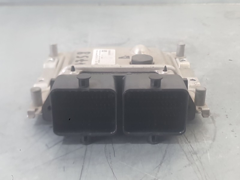 Recambio de centralita motor uce para fiat tipo sedán (356_, 357_) 1.4 (356sxa1b) referencia OEM IAM 55268853  