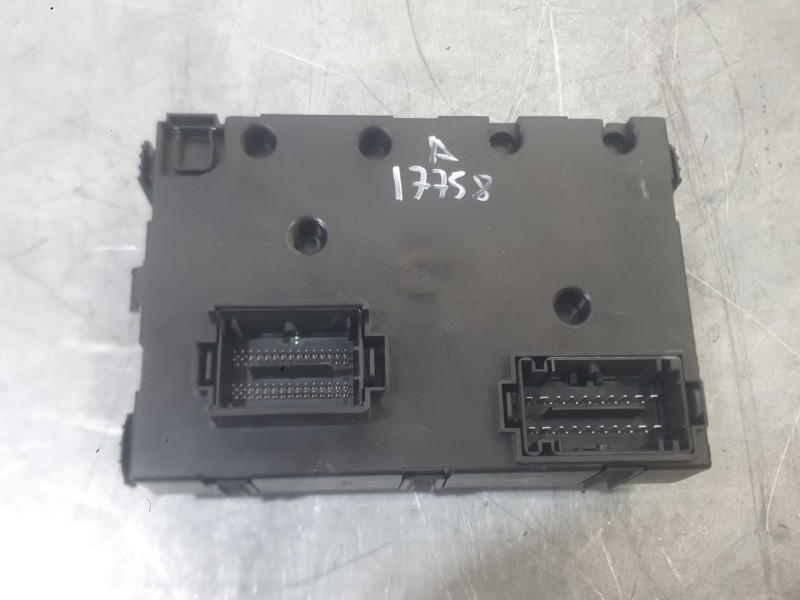 Recambio de caja reles / fusibles para fiat tipo sedán (356_, 357_) 1.4 (356sxa1b) referencia OEM IAM   