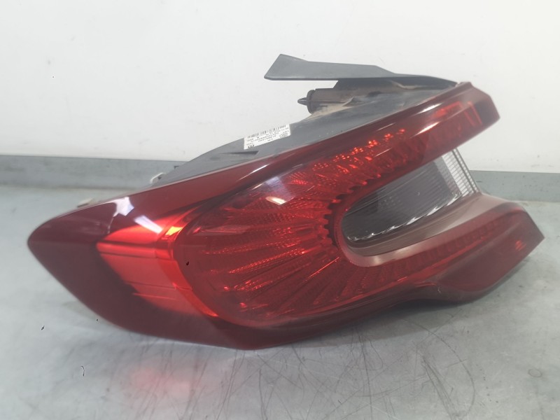 Recambio de piloto trasero izquierdo para fiat tipo sedán (356_, 357_) 1.4 (356sxa1b) referencia OEM IAM 52195458  