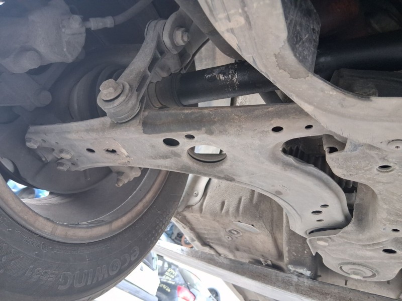 Recambio de brazo suspension inferior delantero derecho para audi a3 (8l1) 1.9 tdi referencia OEM IAM 1J0407151C  