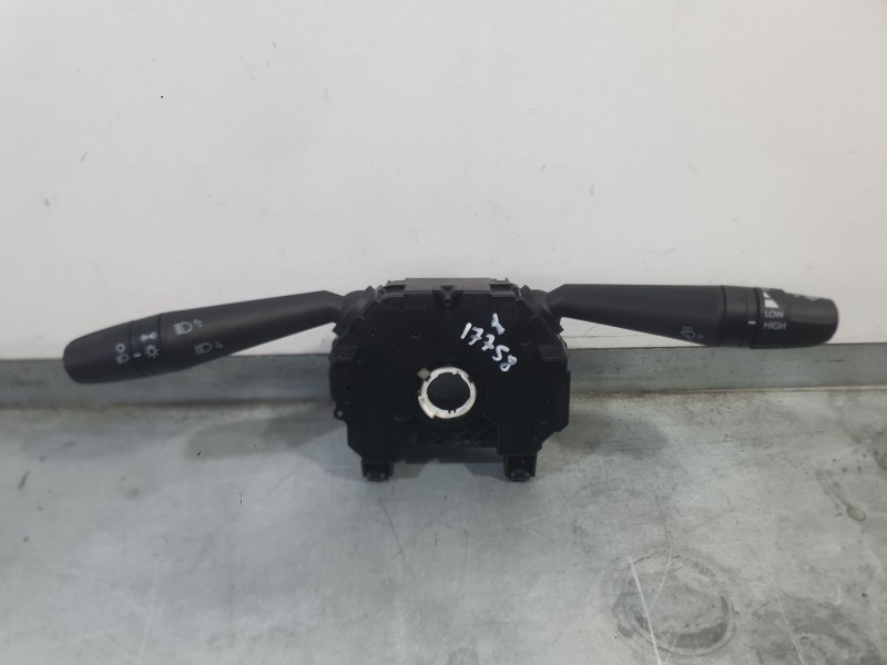 Recambio de mando luces y limpia para fiat tipo sedán (356_, 357_) 1.4 (356sxa1b) referencia OEM IAM 735752433  