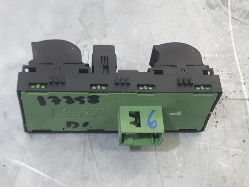 Recambio de mando elevalunas delantero izquierdo para fiat tipo sedán (356_, 357_) 1.4 (356sxa1b) referencia OEM IAM 735631478  