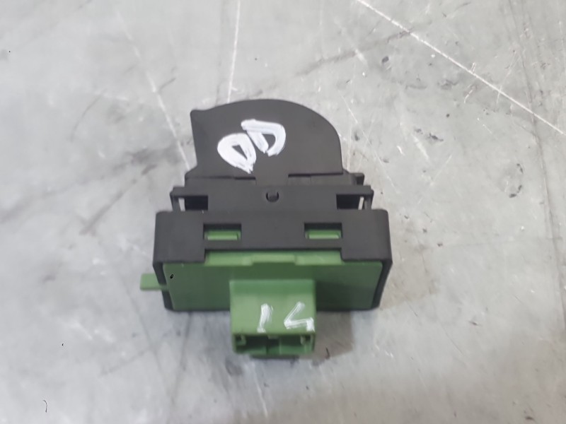 Recambio de mando elevalunas delantero derecho para fiat tipo sedán (356_, 357_) 1.4 (356sxa1b) referencia OEM IAM 735631464  