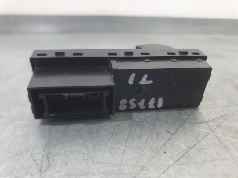 Recambio de mando elevalunas trasero izquierdo para fiat tipo sedán (356_, 357_) 1.4 (356sxa1b) referencia OEM IAM 735664632  
