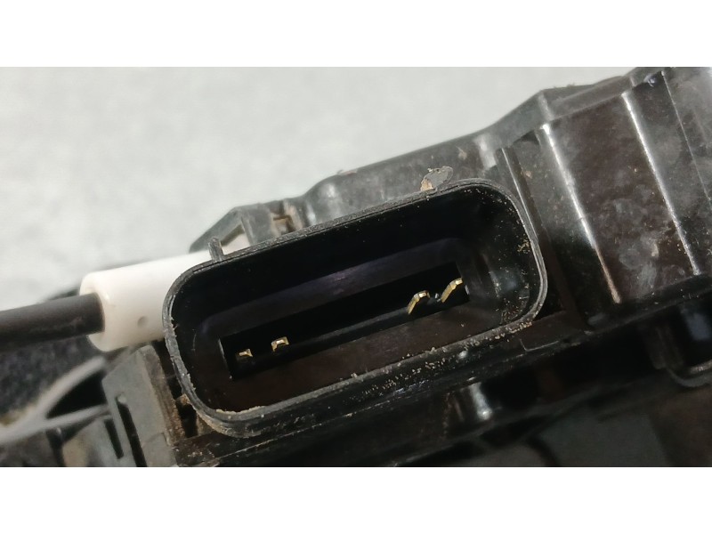 Recambio de cerradura puerta trasera derecha para hyundai i20 ii (gb, ib) 1.2 referencia OEM IAM 81420C8020  
