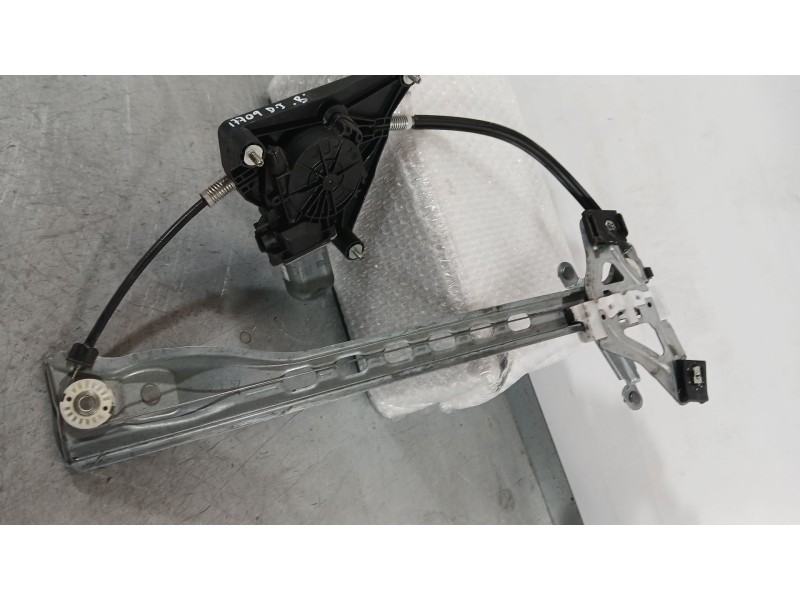 Recambio de elevalunas delantero izquierdo para toyota aygo (_b4_) 1.0 vvti (kgb40) referencia OEM IAM 698200H031  