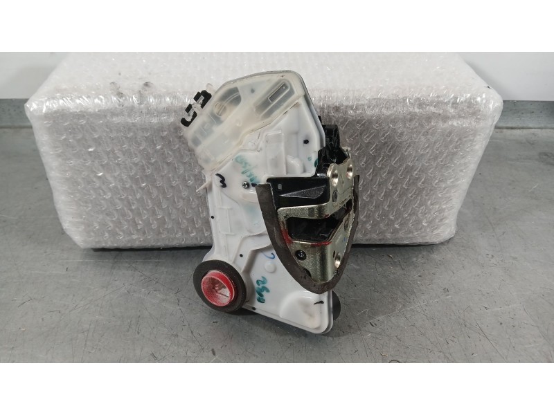 Recambio de cerradura puerta delantera izquierda para toyota aygo (_b4_) 1.0 vvti (kgb40) referencia OEM IAM 690400H060  