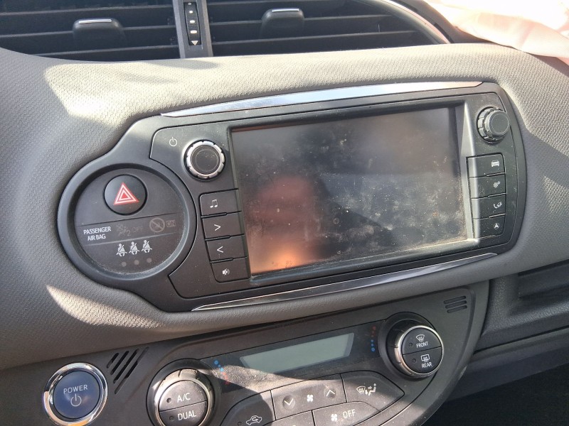 Recambio de sistema navegacion gps para toyota yaris (_p13_) 1.5 hybrid (nhp130_) referencia OEM IAM 861400D210  