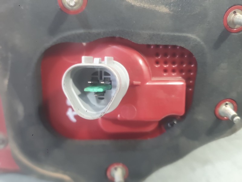 Recambio de piloto trasero derecho interior para kia sportage iv (ql, qle) 1.6 gdi referencia OEM IAM 92406D9010  