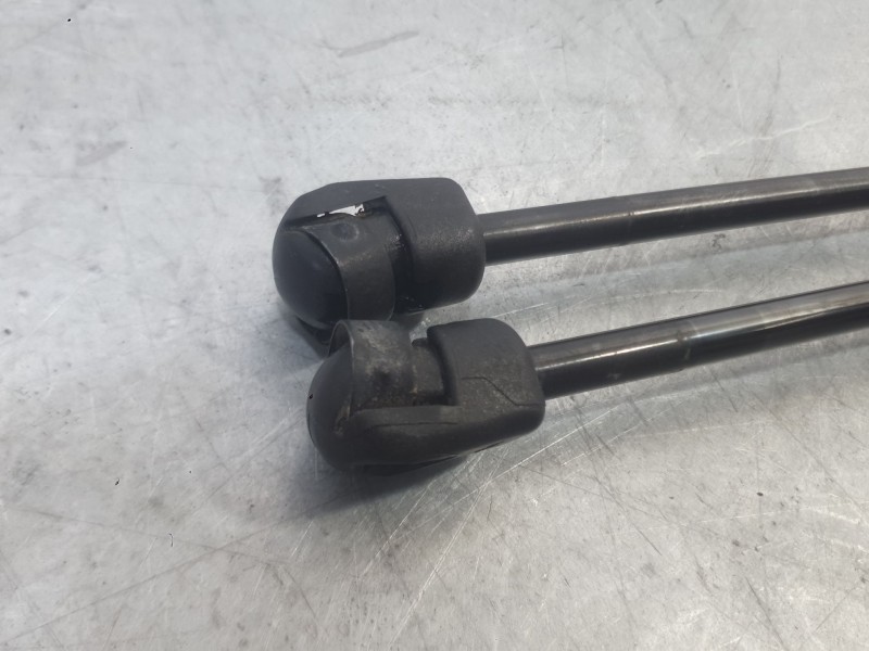 Recambio de amortiguadores maletero / porton para kia sportage iv (ql, qle) 1.6 gdi referencia OEM IAM 81770F1000  