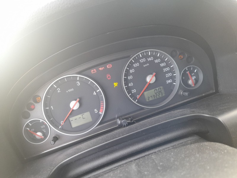 Recambio de cuadro instrumentos para ford mondeo iii sedán (b4y) 2.0 16v tddi / tdci referencia OEM IAM 1351745  