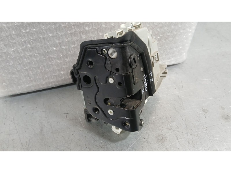 Recambio de cerradura puerta trasera izquierda para audi q3 (8ub, 8ug) 2.0 tdi quattro referencia OEM IAM 8K0839015G  
