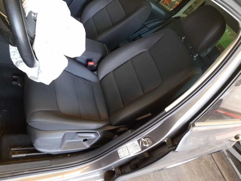 Recambio de asiento delantero izquierdo para volkswagen golf sportsvan vii (am1, an1) 1.4 tsi referencia OEM IAM  C/AIRBAG 